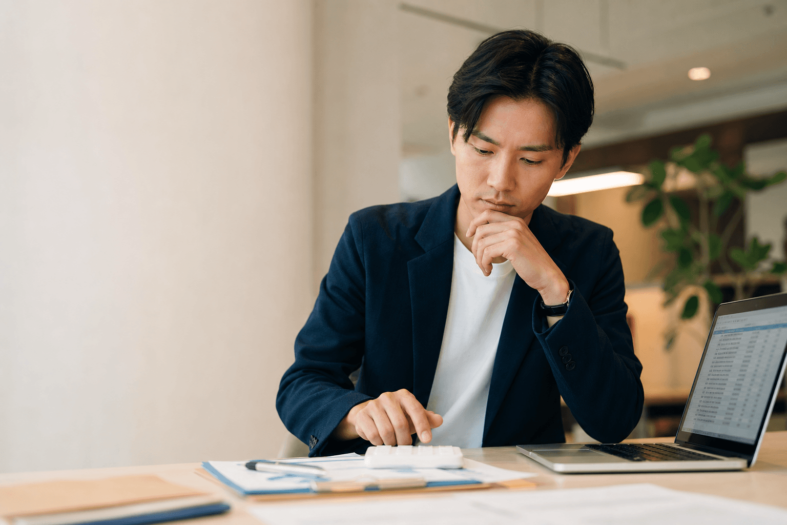 経理AI人材を業務委託で迎える費用相場の考え方