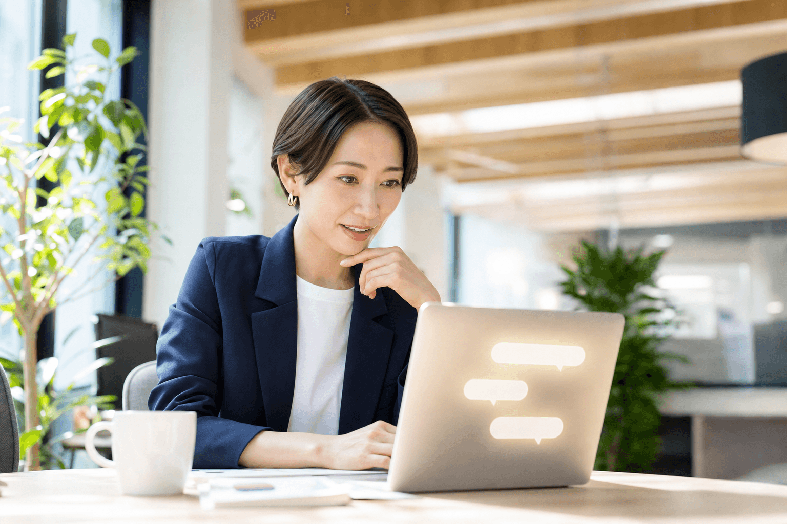 AIエージェントはマーケティングをどう変えるか｜任せる業務と人が判断する業務の境界線