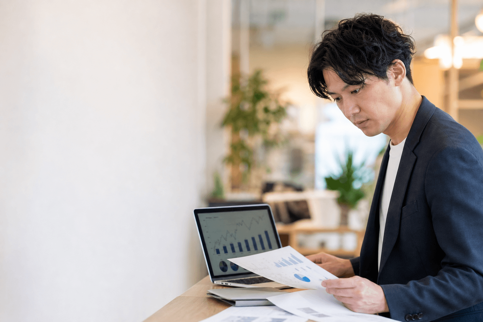 AI活用のROIをどう継続測定するか:運用開始後のモニタリング設計