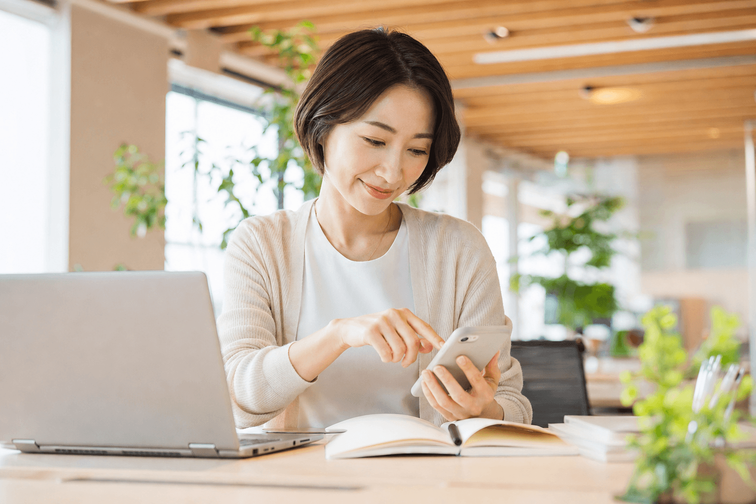 生成AIのマーケティング活用事例｜業務別ユースケース集